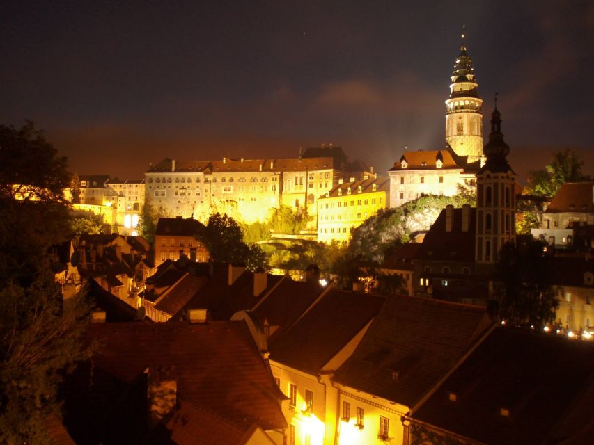 Český Krumlov: Night Walking Tour With a Professional Guide - Key Points