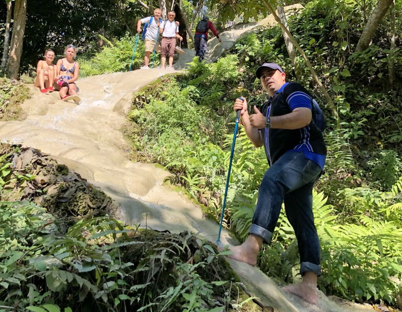 Chiang Mai: Bua Thong Sticky Waterfall Private Half-Day Tour - Key Points