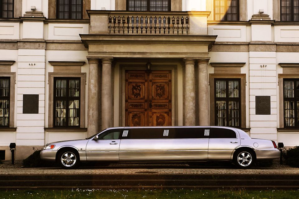 Chopin Airport One–Way Limousine Transfer - Key Points