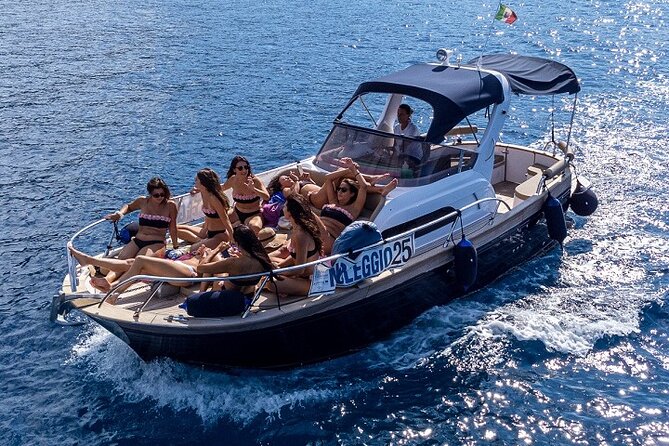 Cinque Terre Amazing Private Boat Tour - Key Points
