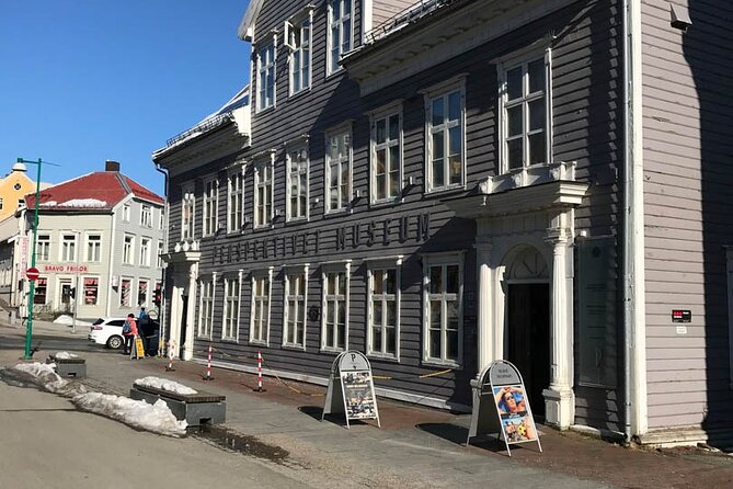 City Walk in Tromsø - Exploring Tromsøs Architectural Heritage