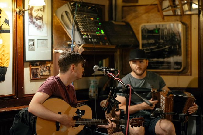 Classic Irish Pubs Private Tour of Dublin: Live Music, Beer and Nightlife - Key Points