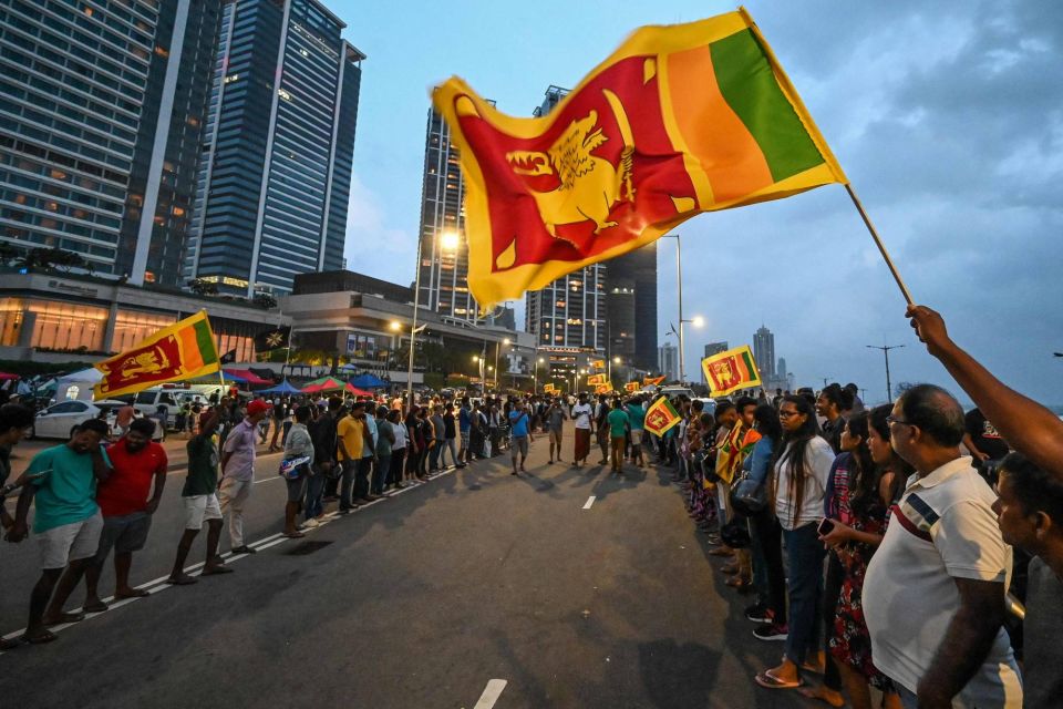 Colombo Social and Political Walk - Key Points