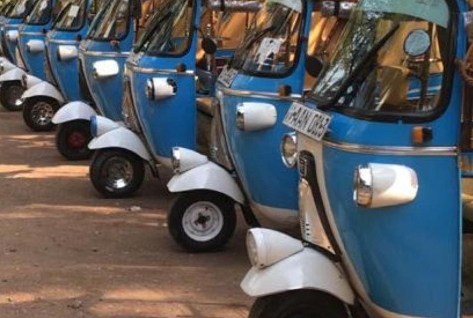 Colombo Tuktuk Tour With Free Ella Train Experience - Key Points