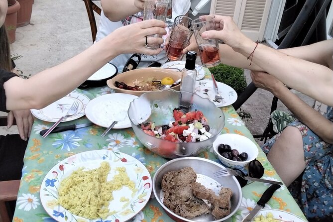 Cook and Eat With Locals in Thessaloniki - Key Points