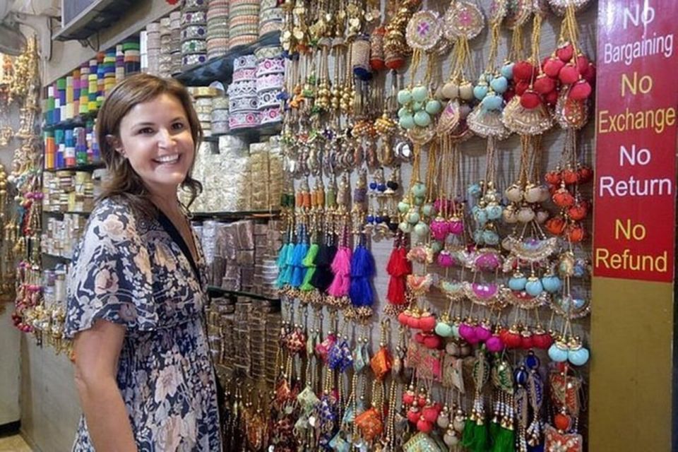 Day Customized Delhi Shopping Tour With Female Consultant - Key Points