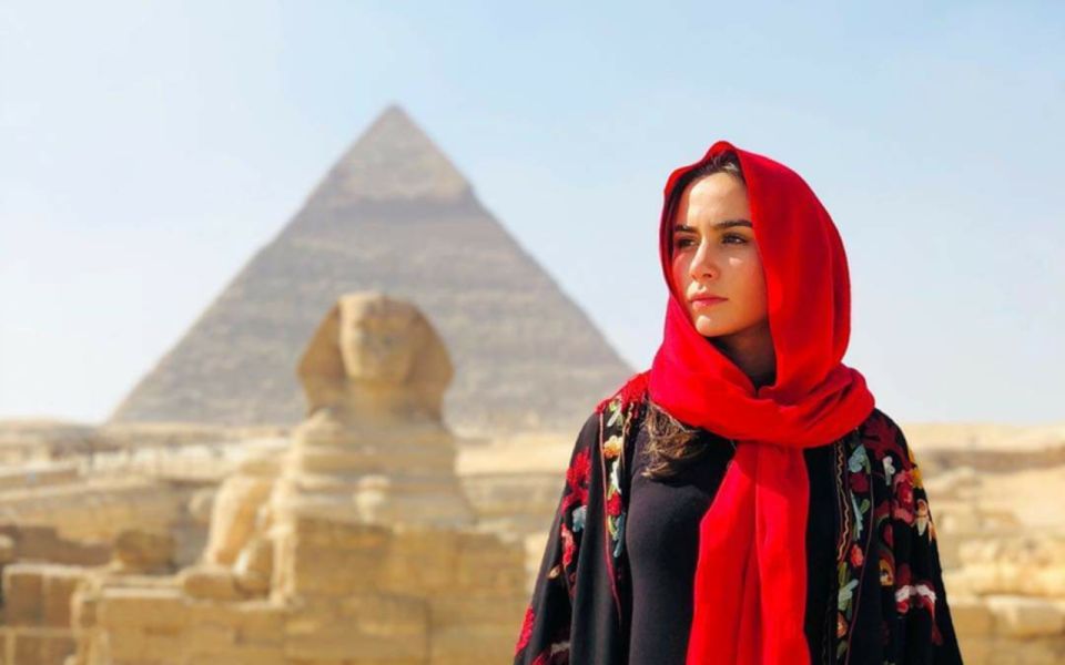 Day Tour To Giza Pyramids & Sakkara Private Tour - Key Points