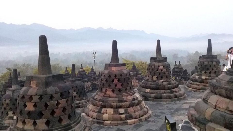 Day Trip Borobudur & Prambanan From Yogyakarta - Key Points
