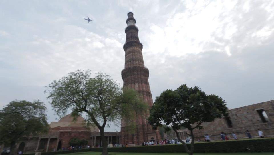 Delhi: Old and New Delhi City Private Guided Day Tour - Key Points