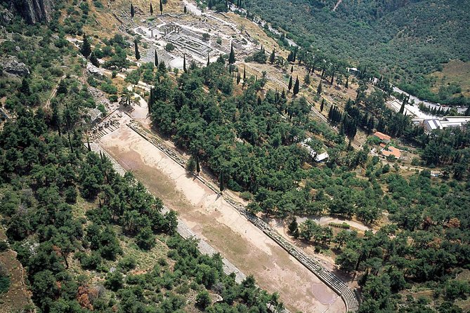 Delphi English Guided Tour With Transportation - Just The Basics