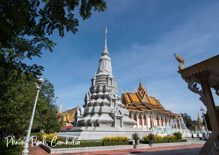 Discover the Best of Phnom Penh Capital City by Tuk Tuk - Key Points