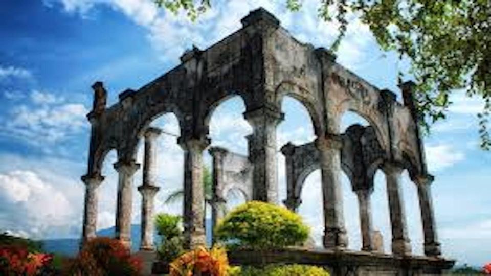 East Bali: Lempuyang Gates, Tenganan, & Water Palaces Tour - Key Points