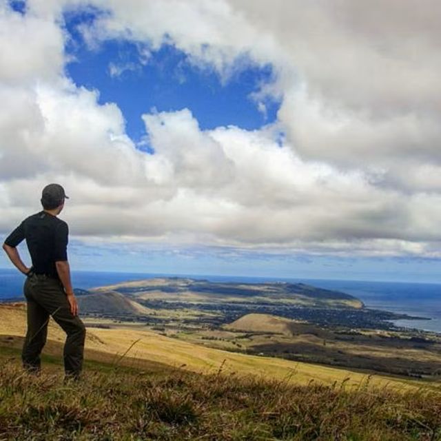 Easter Island: Terevaka Summit Hike Private Half-Day Trip - Key Points