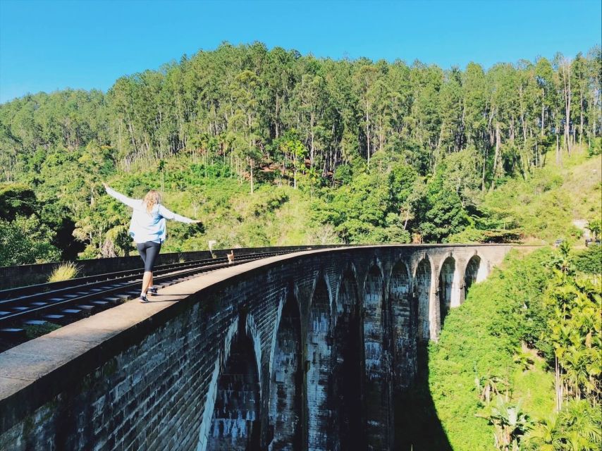 Ella Rock & 9 Arch Bridge, Little Adams Peak With Transfer - Key Points