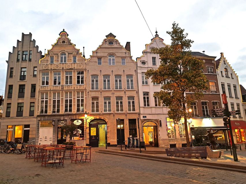 Explore Brussels With Family - Walking Tour - Key Points
