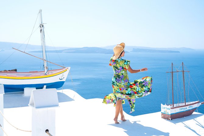 Explore Santorini With a Local Private Driver - Just The Basics