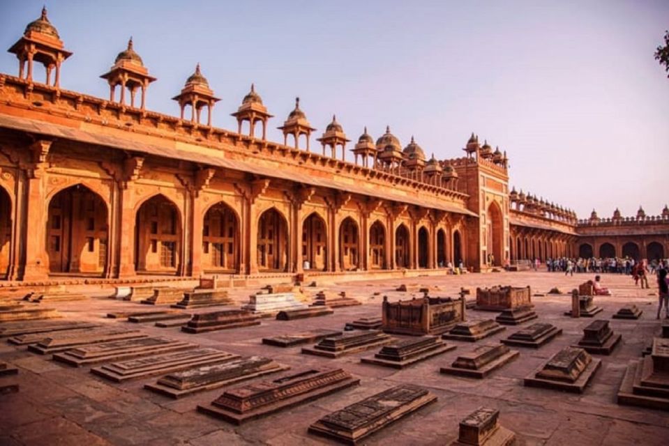fatehpur sikri and deeg palace tour from agra Fatehpur Sikri and Deeg Palace Tour From Agra