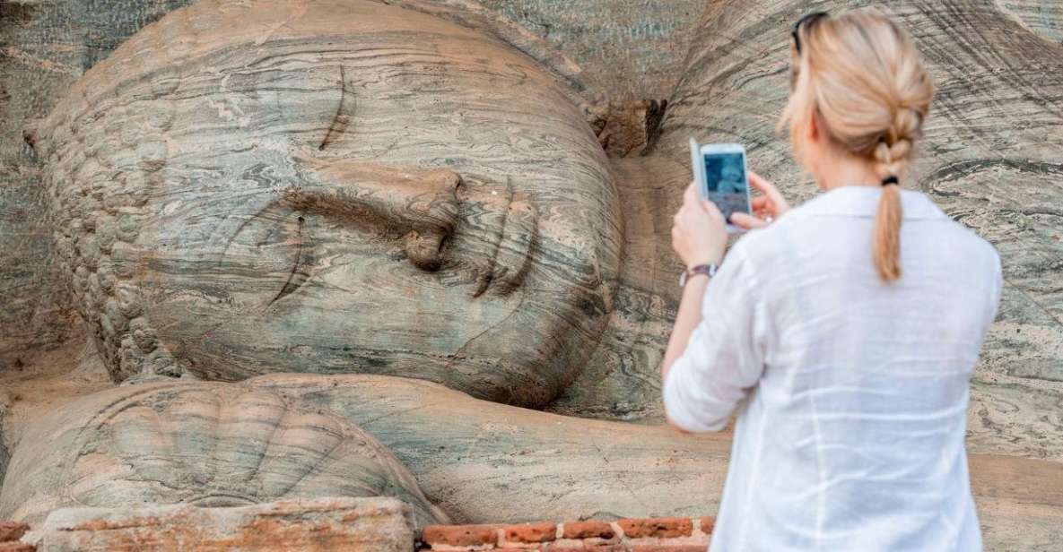 Fom Dambulla: Sigiriya Rock & Ancient City of Polonnaruwa - Key Points