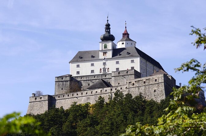 Forchtenstein Castle Guided Tour - Key Points