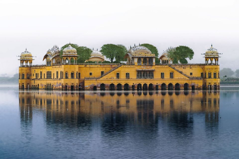 Four-Day Luxury Golden Triangle Tour to Delhi, Agra & Jaipur - Key Points