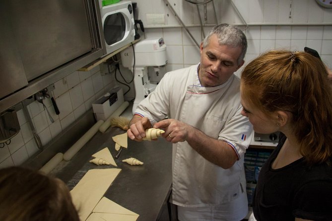 French Baking Class: Baguettes and Croissants in a Parisian Bakery - Key Takeaways