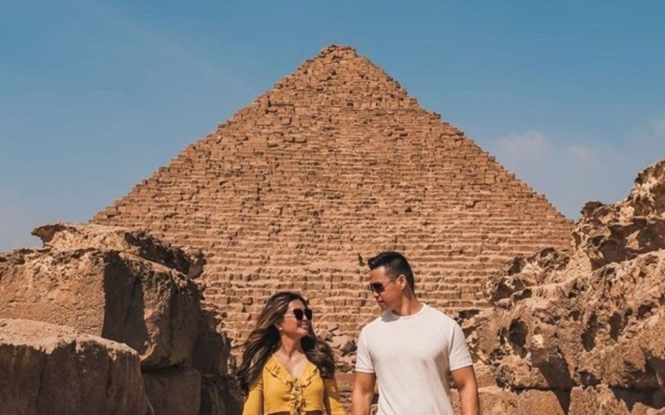 From Alexandria: Giza Pyramids Tour With Cruise and Lunch - Key Points