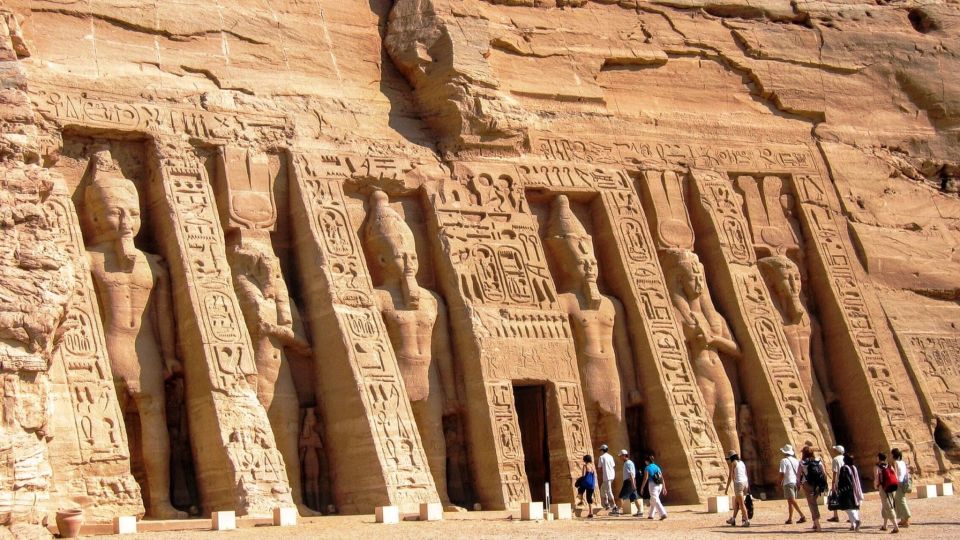 From Aswan: Abu Simbel Temple Day Trip With Hotel Pickup - Key Points