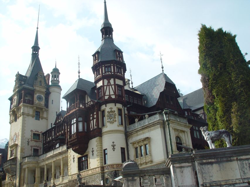 From Bucharest: Dracula Castle Day Trip - Key Points