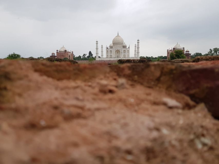 From Delhi: Agra (Taj Mahal) With a Chauffeur Driven Car - Key Points