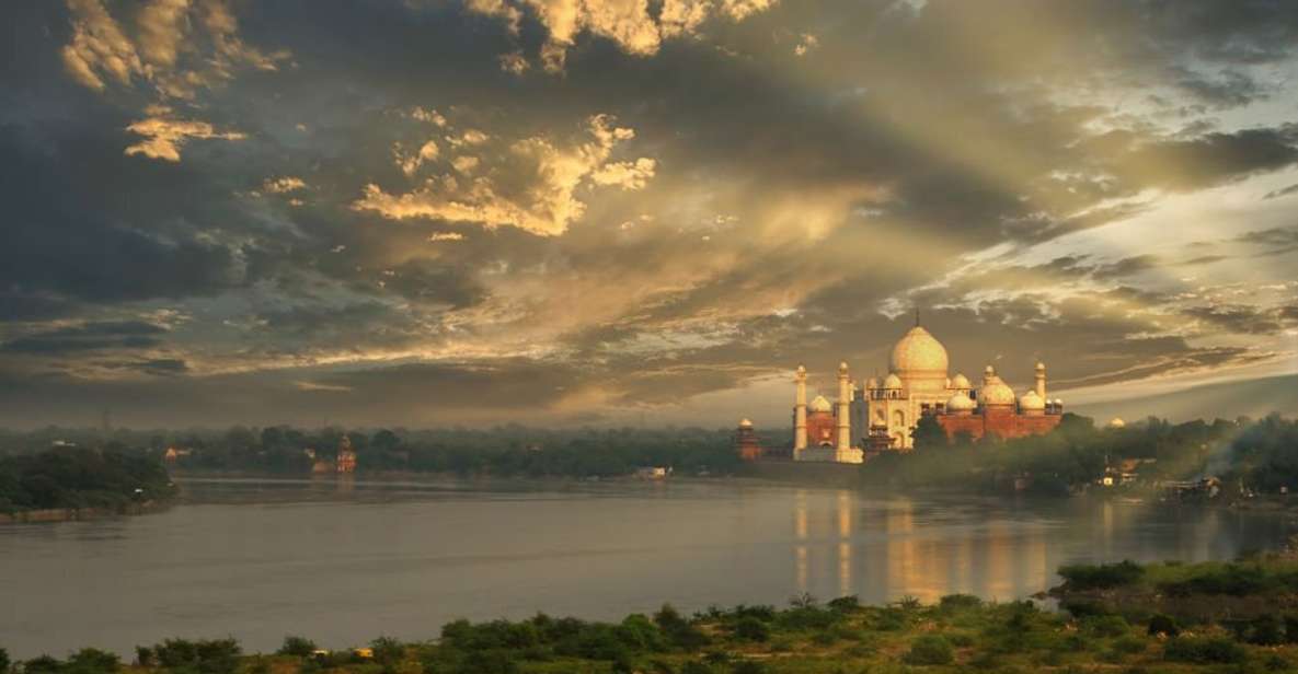 From Delhi: Taj Mahal and Agra Fort Tour by Super-Fast Train - Key Points