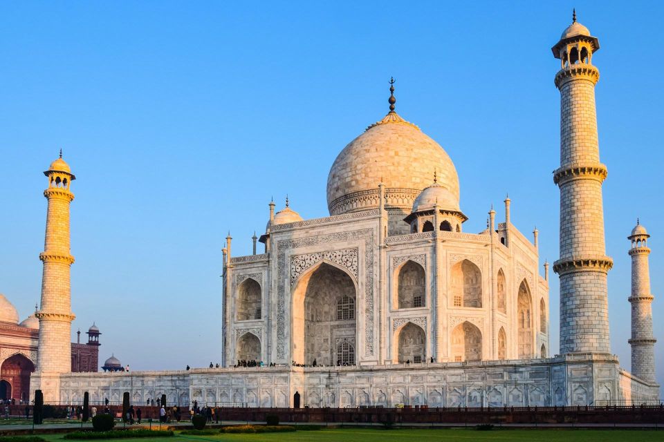 From Delhi: Taj Mahal Private Day Trip By Express Train - Key Points