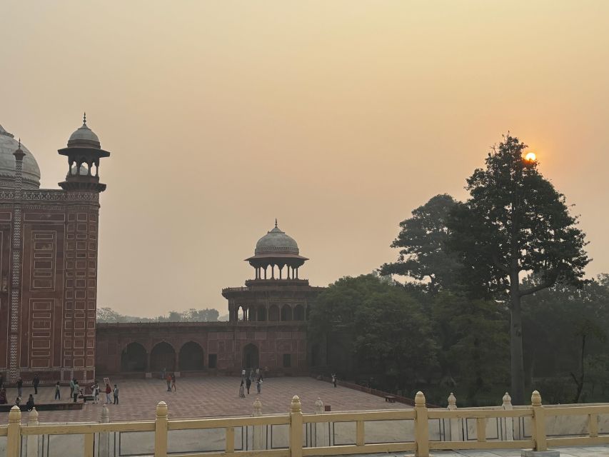 From Delhi To Agra & Taj Mahal Round Trip By Private Car - Key Points