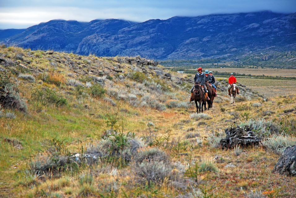 From El Calafate: Estancia Horseback Riding and Boat Tour - Key Points