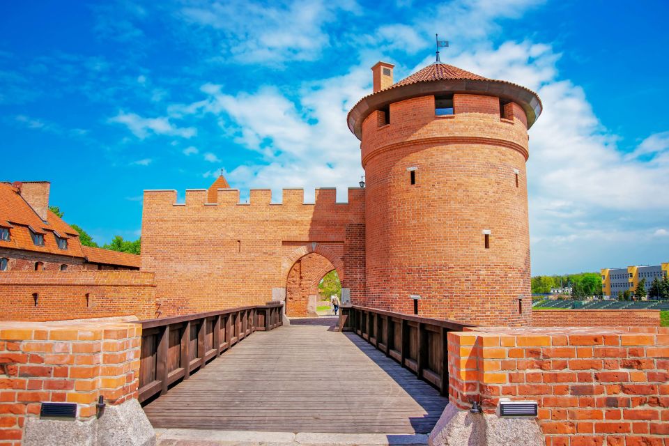 From Gdansk: 6-Hour Malbork Castle Tour - Key Points