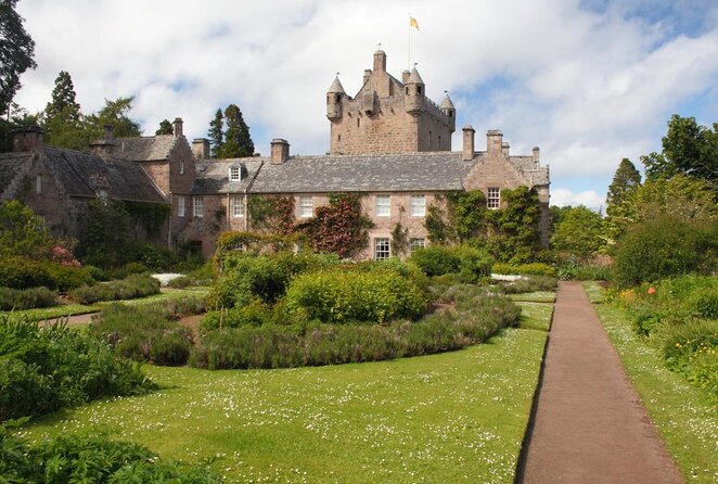 From Inverness Visit Loch Ness, Culloden & Cawdor Castle Day Tour - Key Points