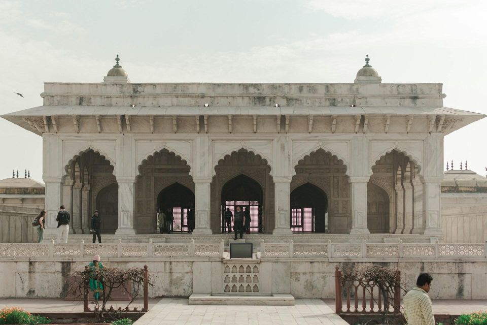 From Jaipur: Taj Mahal Sunrise Tour With Transfer to Delhi - Key Points