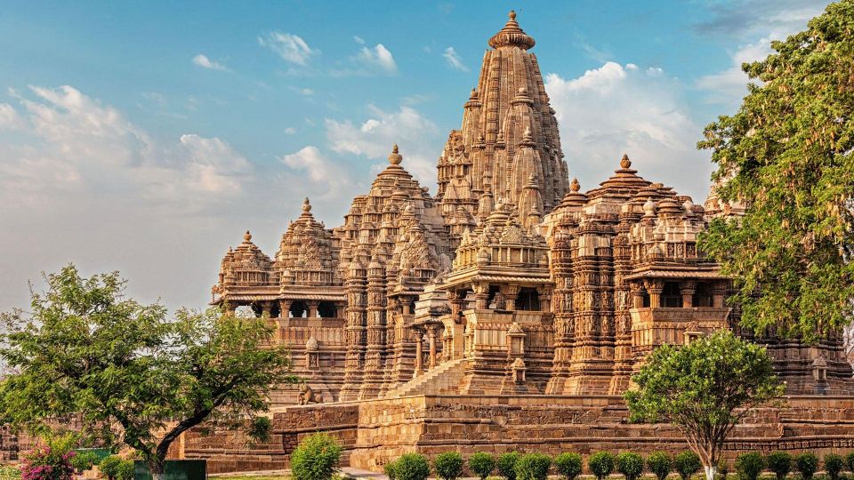 From Khajuraho: Full-Day Sightseeing Tour With Tiger Safari - Key Points