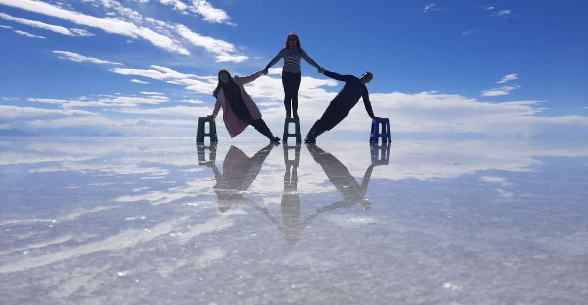 From La Paz: Uyuni Salt Flats and Red Lagoon by Bus - Key Points