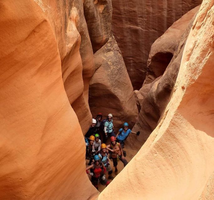 From Moab or Hanksville: North Wash Slot Canyon Experience - Key Points