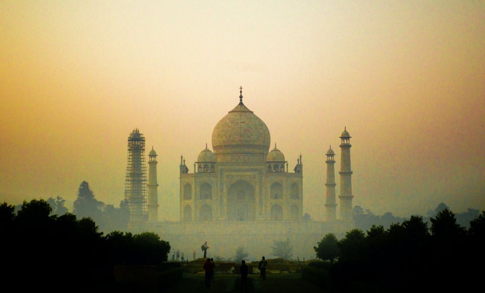 From New Delhi: Agra Highlights Private Day Trip by Train - Key Points