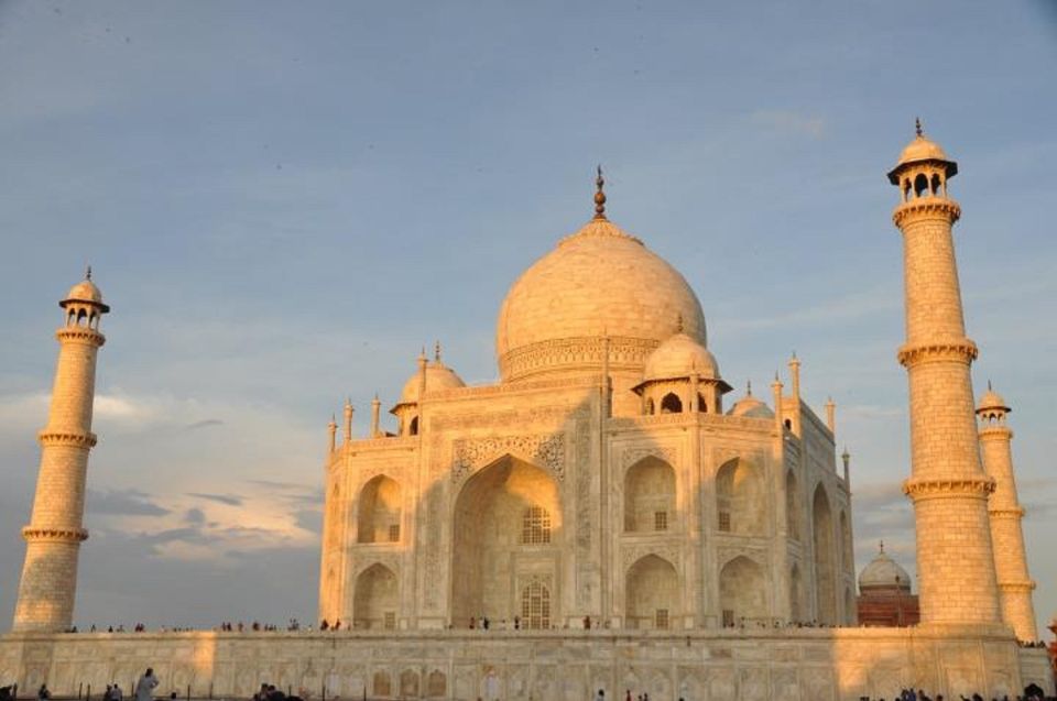 From New Delhi: Taj Mahal and Agra Private Tour - Key Points