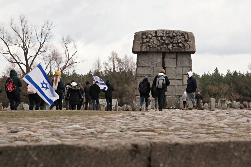 From Warsaw: Treblinka Camp 6-Hour Private Tour - Key Points