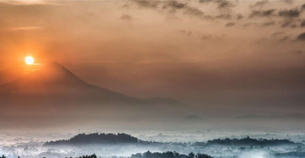 From Yogyakarta: Borobudur Sunrise on Setumbu Hill - Key Points