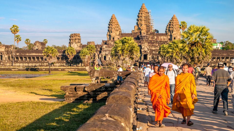 Full-Day Angkor Wat Sunrise Private Tour by Tuk Tuk - Key Points
