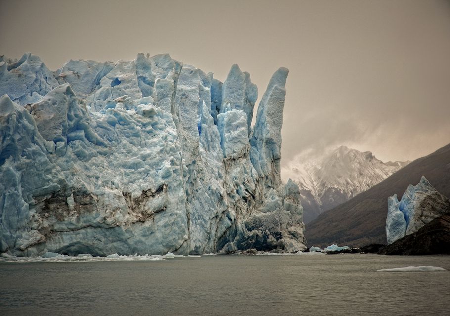 Full Day Perito Moreno Glacier With Nautical Safari - Key Points