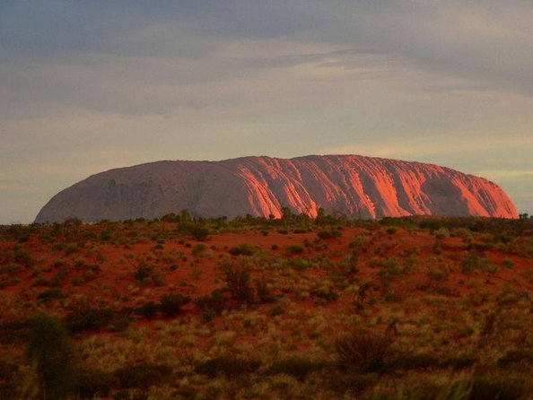 Full Uluru Base Walk at Sunrise Including Breakfast - Just The Basics