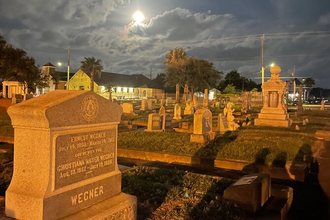 Galvestons Haunted Cemetery Walking Tour - Just The Basics