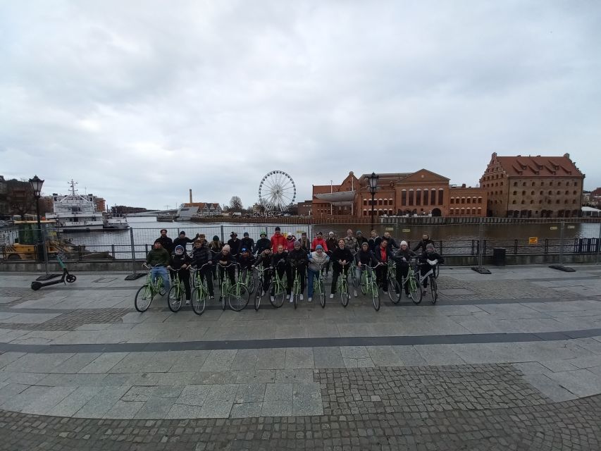 Gdansk: Guided Bike Tour of Old Town and Shipyard - Key Points