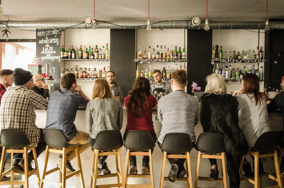 Gdansk: Ultimate Mixology Experience - Key Points