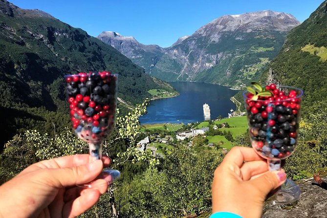Geiranger Tour in the Footsteps of Royalty (Mar ) - Tour Overview